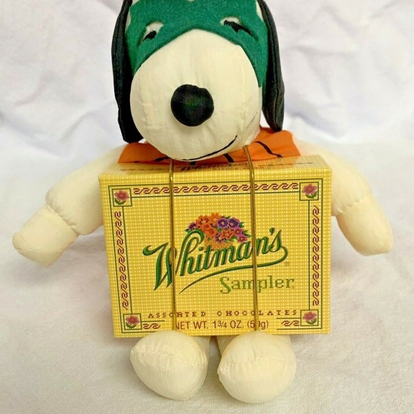 Peanuts Halloween SNOOPY in PUMPKIN COSTUME with MASK 6" Plush Whitmans Sampler - Picture 3 of 6